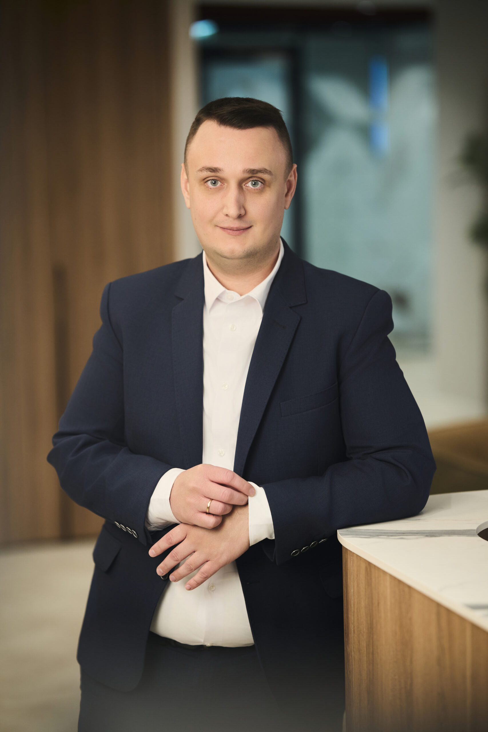   Асоційований партнер | Адвокат